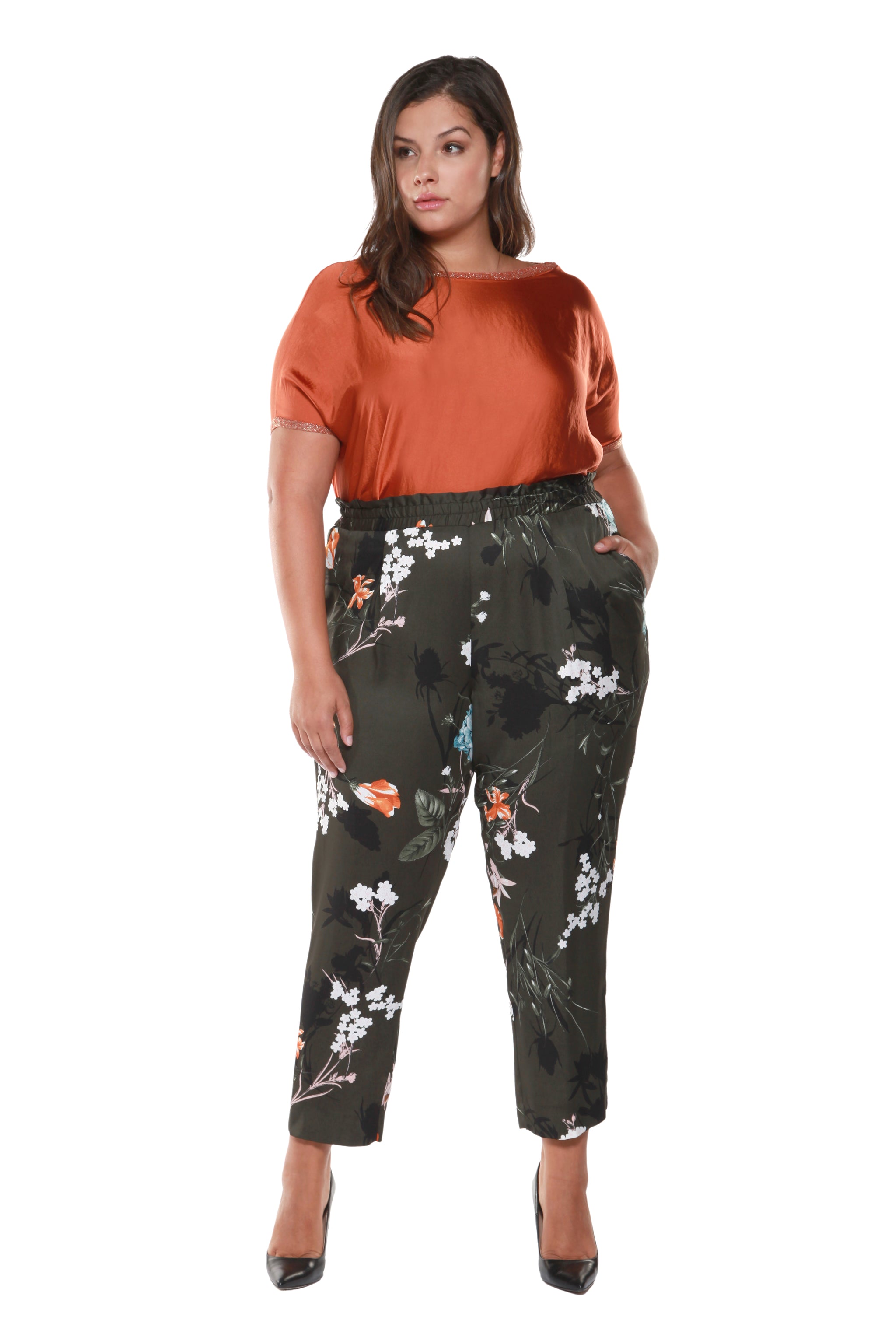 Plus Size Olive Green Floral Printed Pants at MARIA VINCENT