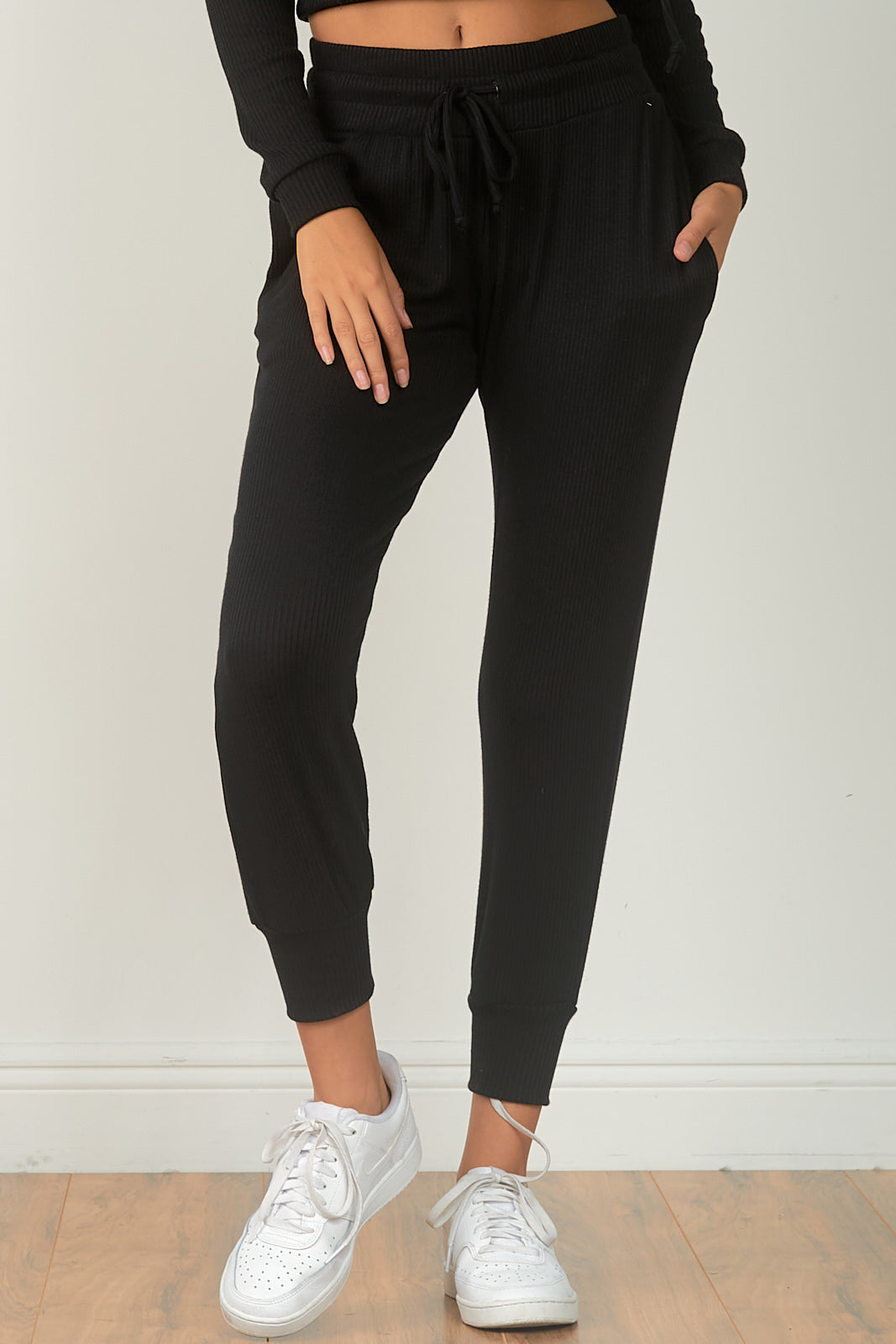 Blumin's Ribbed Joggers: Cozy & Perfect for Easy Living!