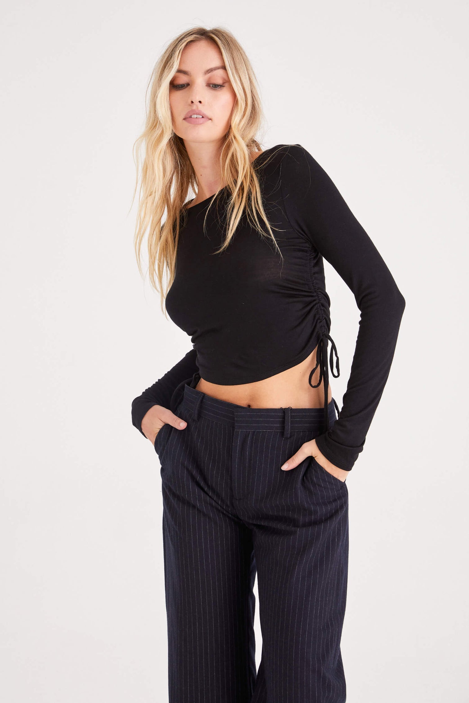 Side Ruched Long Sleeve Crop Top